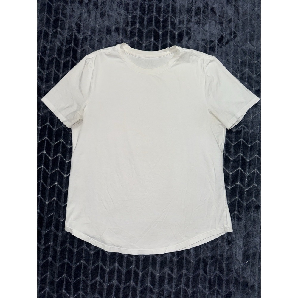 Lululemon Women's Short Sleeve Shirt Soft Breathable Athletic Shirt Size 6